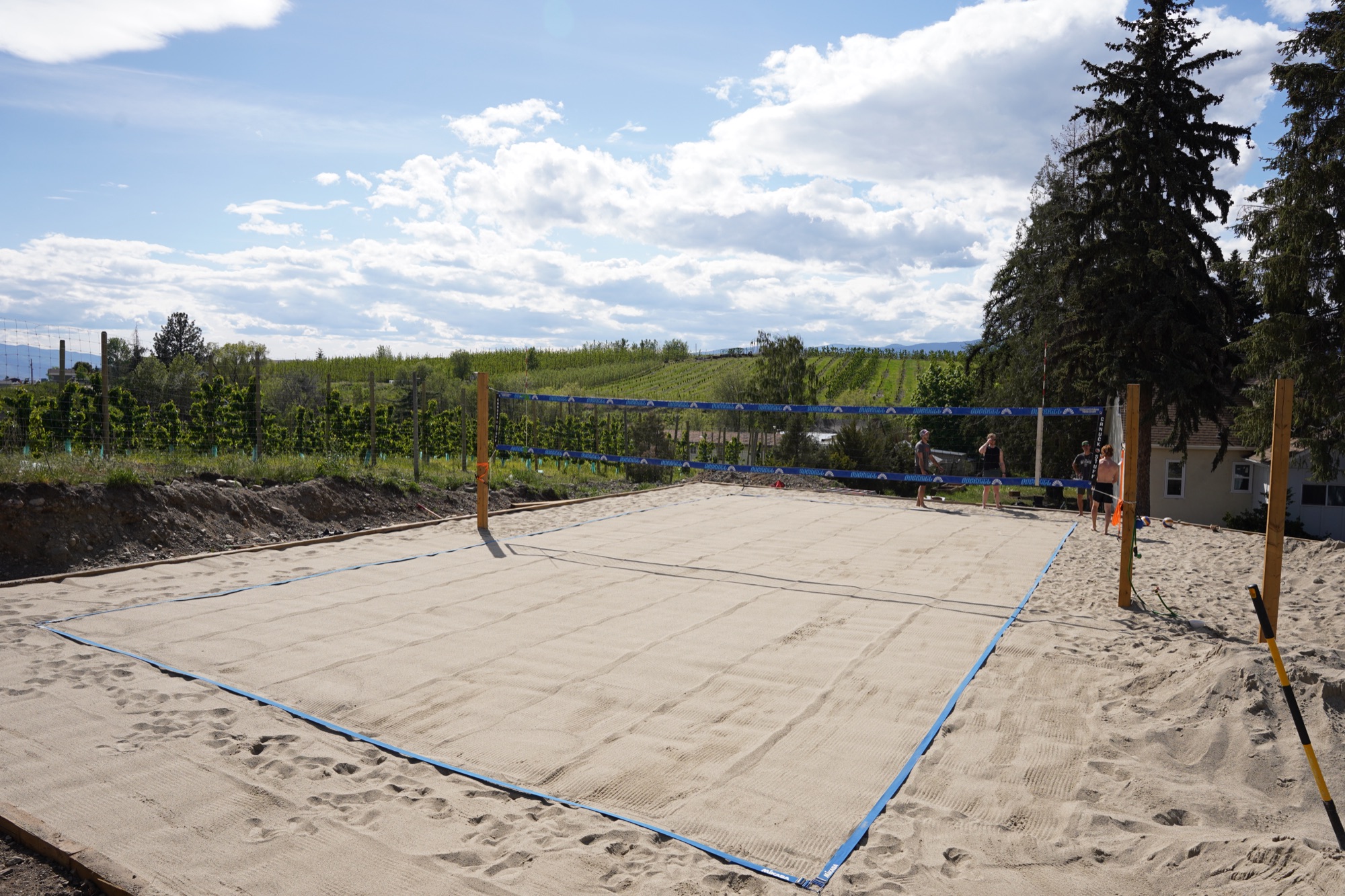 Jumbo Volleyball court in Kelowna